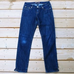 Moto Women's 28 inch Waist Jeans. 100% Cotton and Slit Cuffs.
